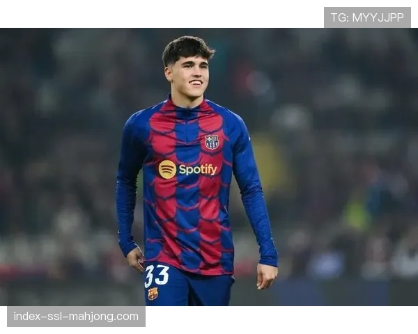 官方：巴萨与17岁天才后卫库巴西续约至2030年，违约金10亿欧元