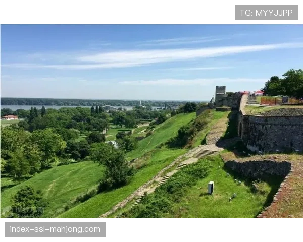 德国足协启动“足球包容计划”，面向难民社区开设免费训练营
